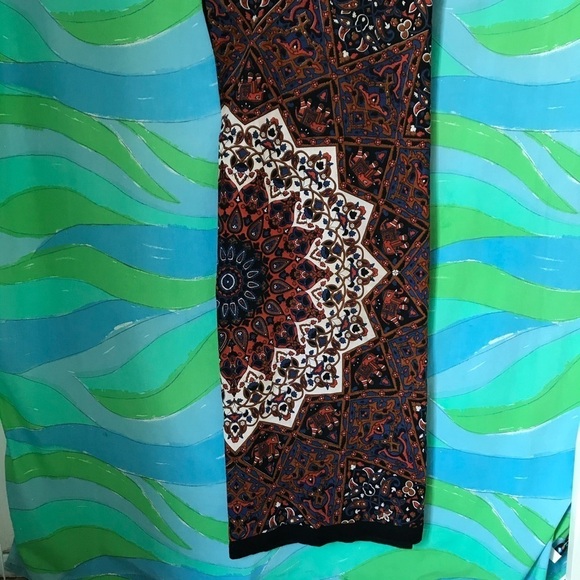 VINTAGE boho elephant mandala tapestry decor - Picture 4 of 6